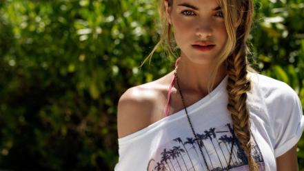Elyse taylor blondes blue eyes braids faces wallpaper