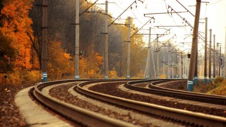 Railroad tracks trainway wallpaper