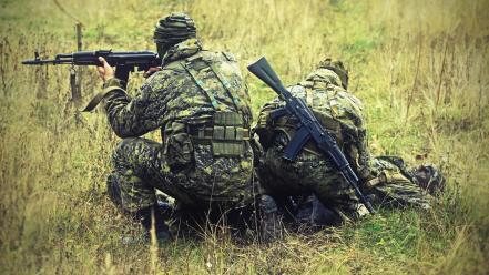 Soldiers guns army wallpaper