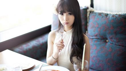 Korean im soo yeon bangs black hair wallpaper
