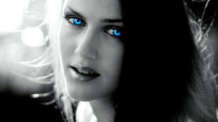 Black and white blue eyes wallpaper