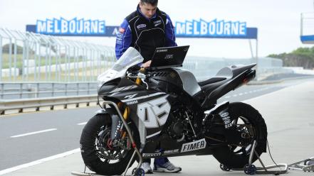 Yamaha moto gp motorbikes motorcycles racing yamalube wallpaper