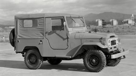 Black and white cars wallpaper
