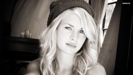Blondes women models britt robertson wallpaper
