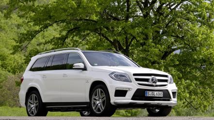 Cars low-angle shot mercedes-benz wallpaper