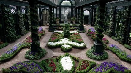 Garden french duke wallpaper