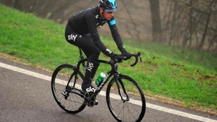 Cycling skies bradley wiggins pinarello team sky wallpaper