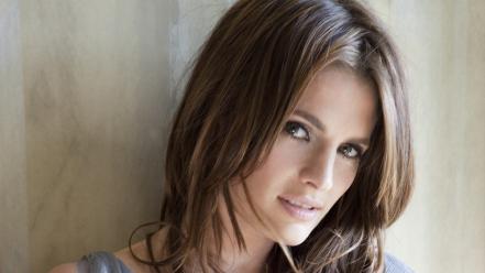 Brunettes women actress stana katic wallpaper