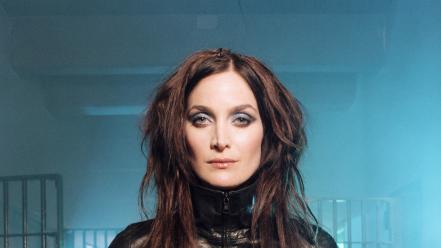 Women carrie-anne moss wallpaper