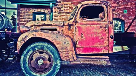 Old car wallpaper