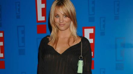 Actress see-through kaley cuoco faces blue background wallpaper
