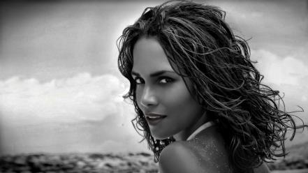 Berry monochrome girl portraits top model girls wallpaper