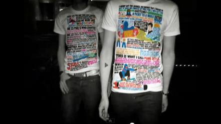 Black and white justice shirts monochrome selective coloring wallpaper