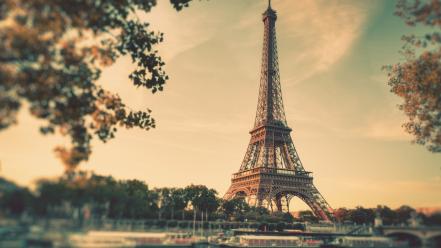 Eiffel tower paris vintage boats duplicate wallpaper