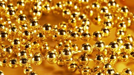 Gold background wallpaper
