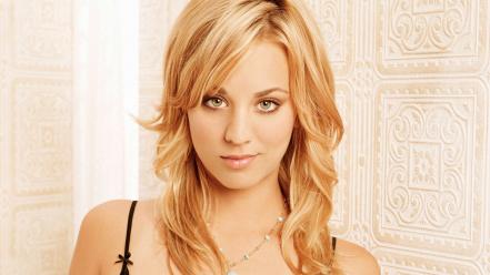Kaley cuoco hot wallpaper
