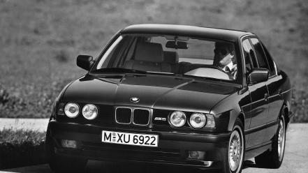Bmw m5 e34 black and white wallpaper