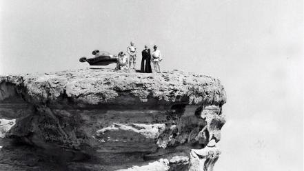 C-3po luke skywalker obi-wan kenobi on set r2d2 wallpaper