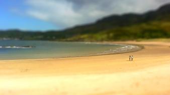 Beach tilt-shift wallpaper