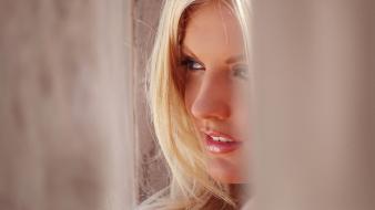Smiling tommie jo depth of field faces wallpaper
