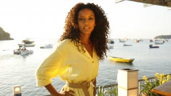 Women brazilian wallpaper