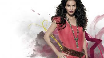 Women megan fox wallpaper