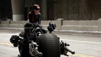 Anne hathaway batman catwoman the dark knight rises wallpaper