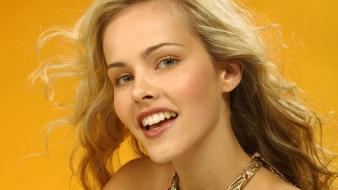 Isabel lucas wallpaper