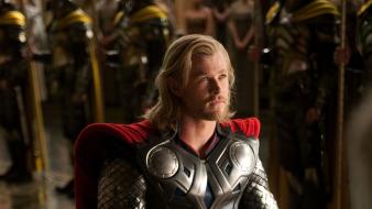 Chris hemsworth mjolnir thor movie kneeling wallpaper