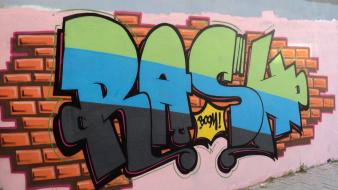 Graffiti spray street art wallpaper
