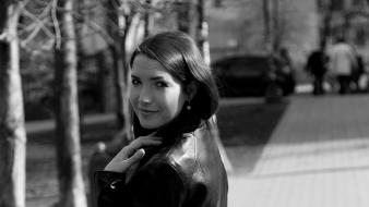 Leather jacket faces looking back semmi a wallpaper