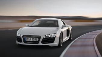 Front roads track sports white r8 v10 wallpaper