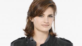 Stana katic white background castle tv series wallpaper