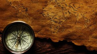 Maps compass wallpaper