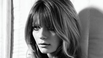Mischa barton wallpaper