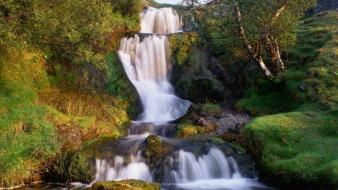 Waterfalls wallpaper