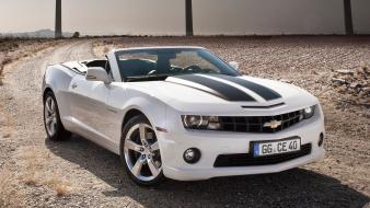 White chevrolet camaro convertible wallpaper