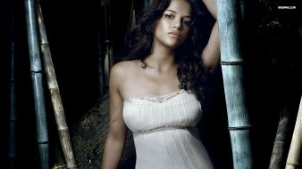 Brunettes women actress models michelle rodriguez wallpaper