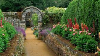 Garden islands channel wallpaper