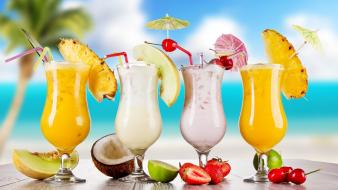 Pineapples glasses cherries straws coconut strawberries drinks lemons wallpaper