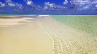 Water ocean clouds beach summer maldives south skyscapes wallpaper