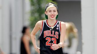 Miley cyrus wallpaper