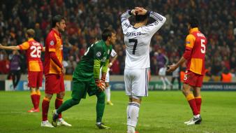 Albert riera cristiano ronaldo fernando muslera galatasaray sk wallpaper