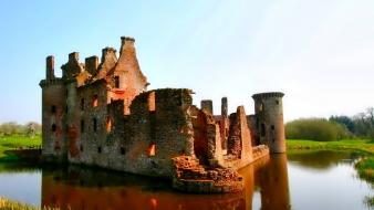 Castles view water wallpaper