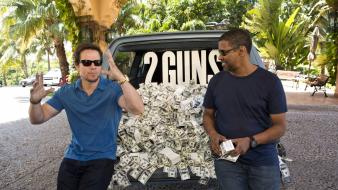2 guns denzel washington mark wahlberg