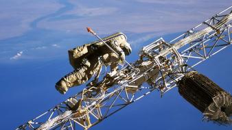 Earth soyuz astronauts astronomy outer space wallpaper