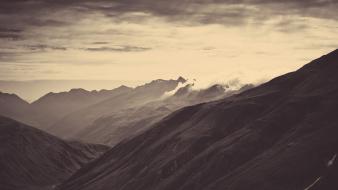 Mountains bleak wallpaper